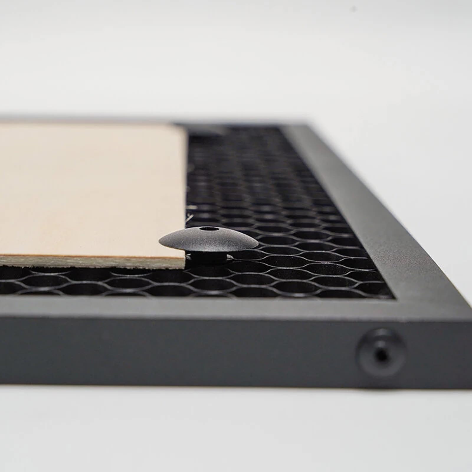 ATOMSTACK F4N 15.7x15.7 Inch A - огляд і ціна Honeycomb Laser Bed
